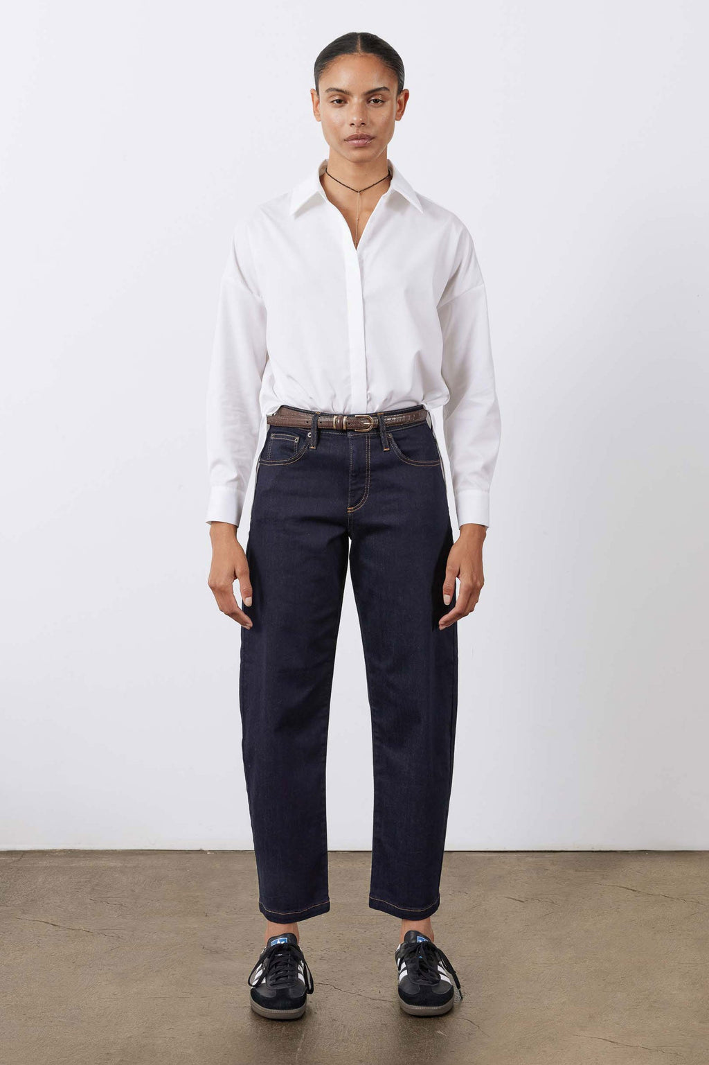 Barrel-Leg Stretch Denim Jeans in Rich Dark Wash