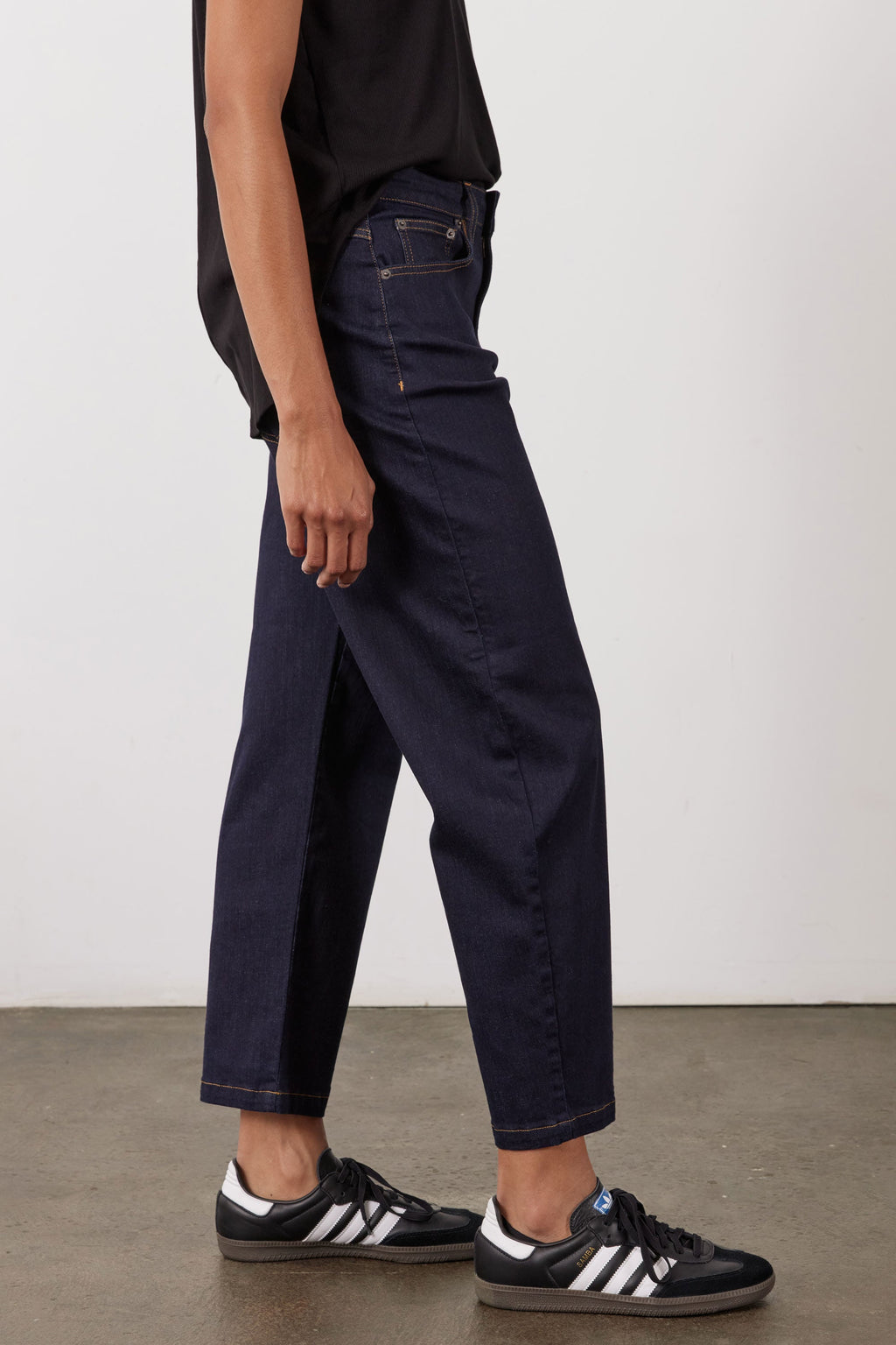 Barrel-Leg Stretch Denim Jeans in Rich Dark Wash