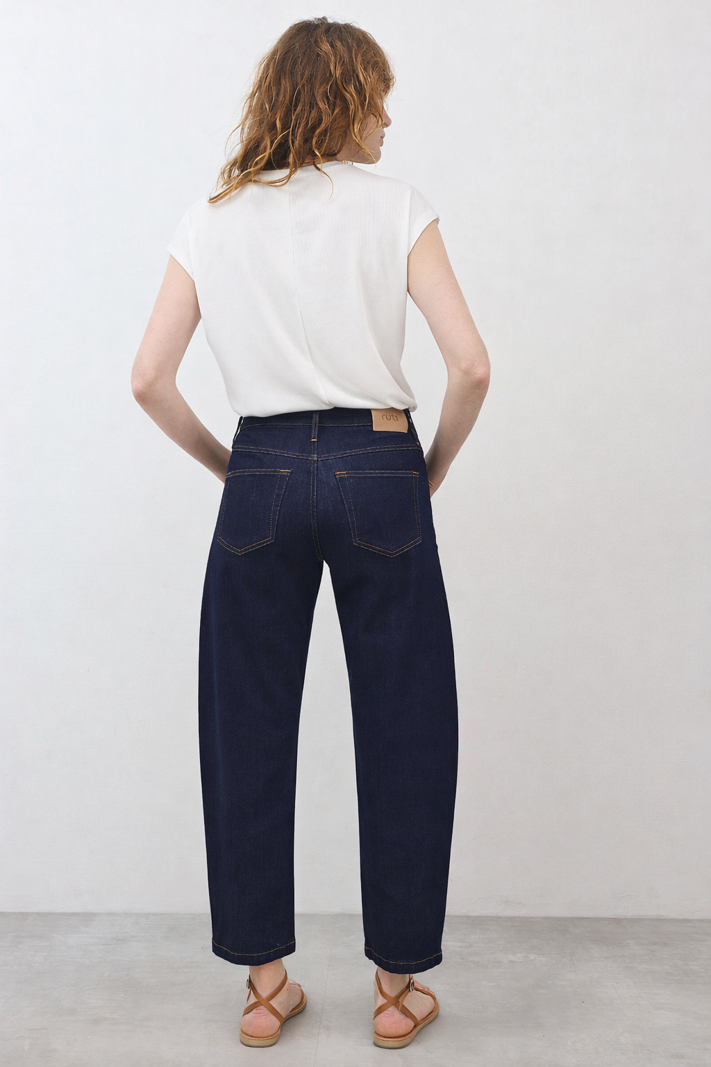 Barrel-Leg Stretch Denim Jeans in Rich Dark Wash