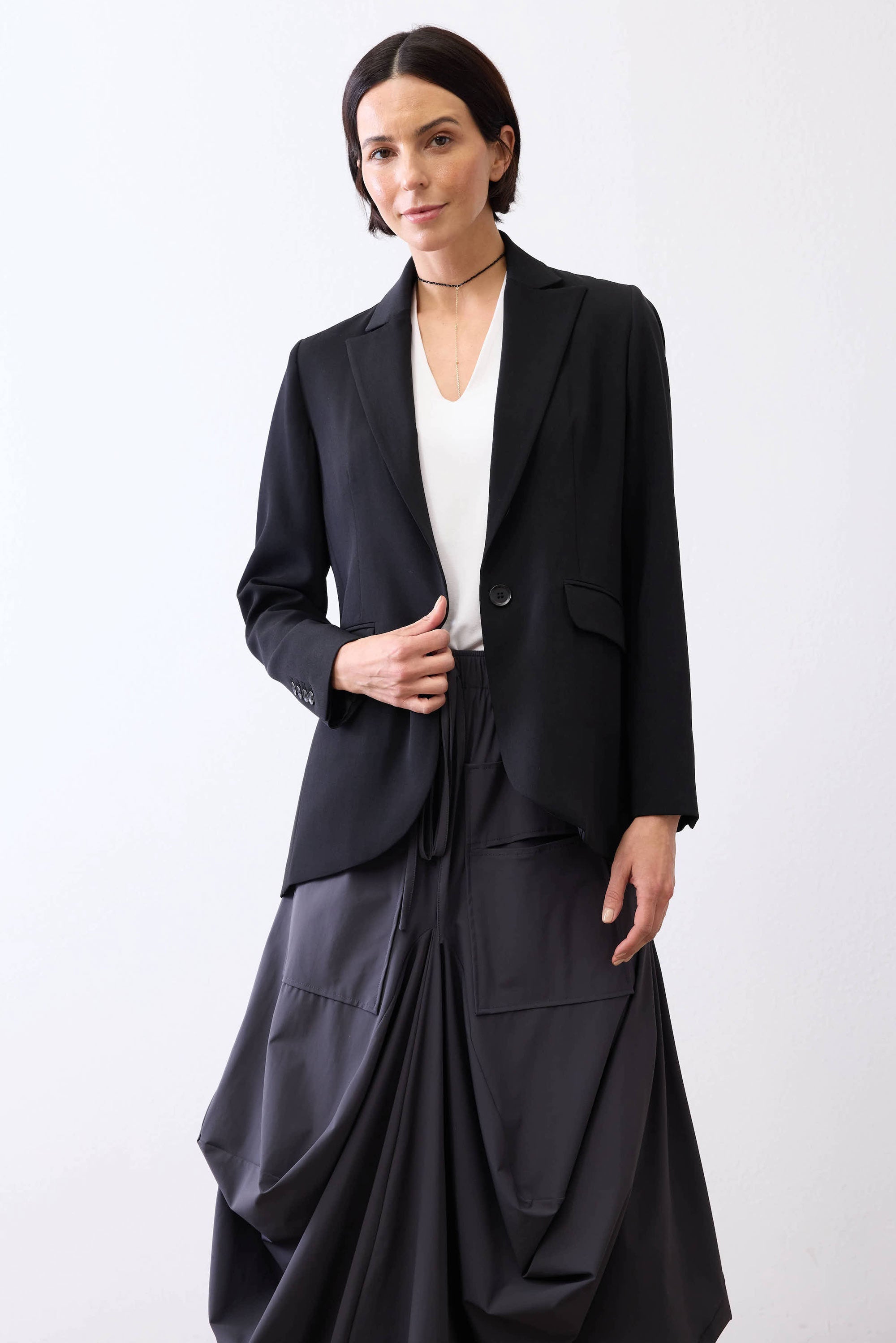 Single-Button Classic Blazer in Ivory
