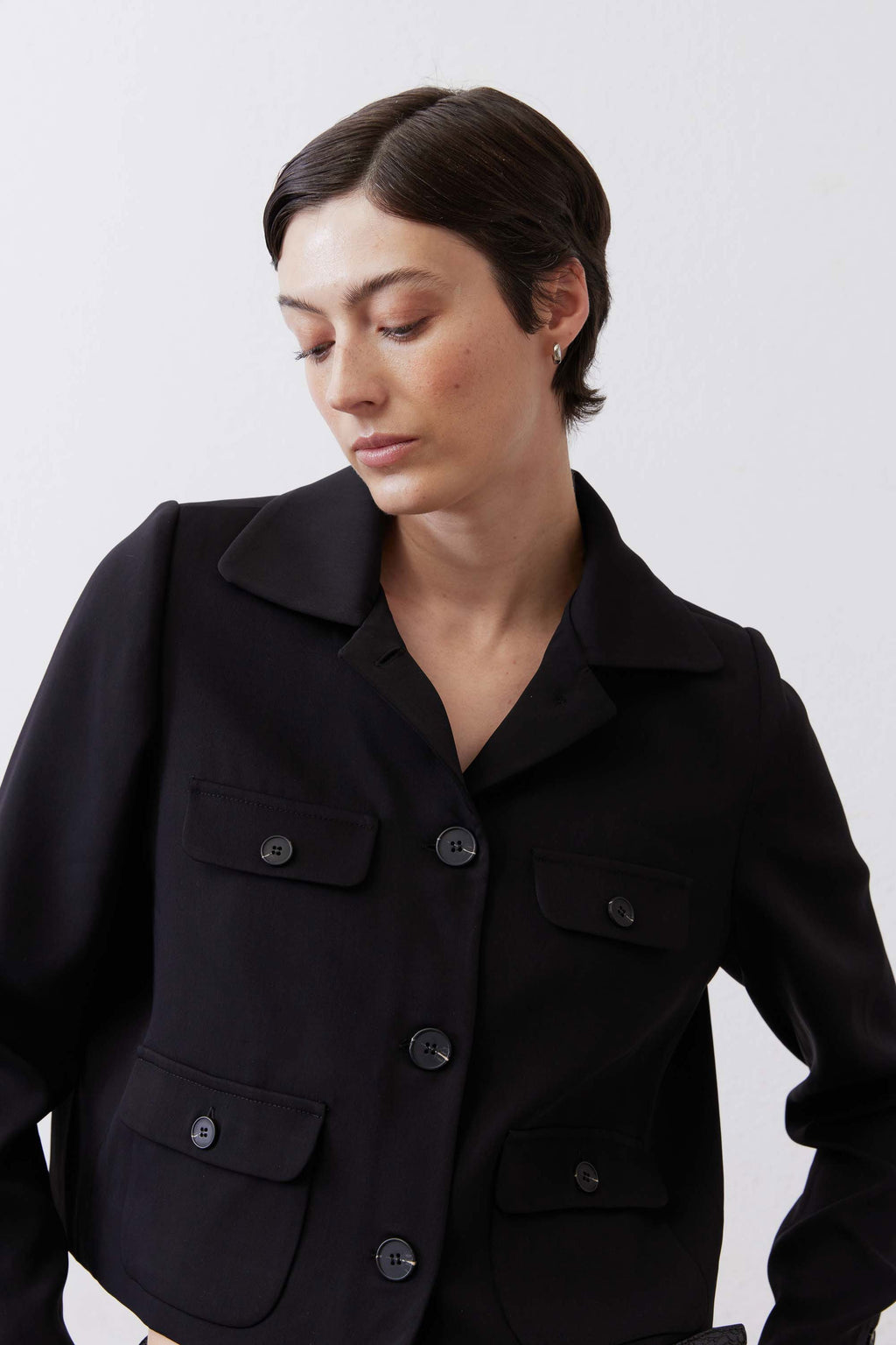 Cropped Collared Button-Front Jacket in Black