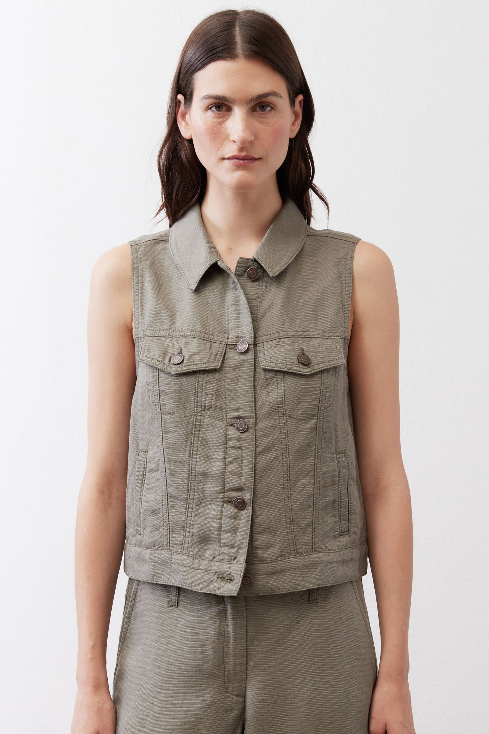 Cropped Utility Denim Vest in Mulled Basil
