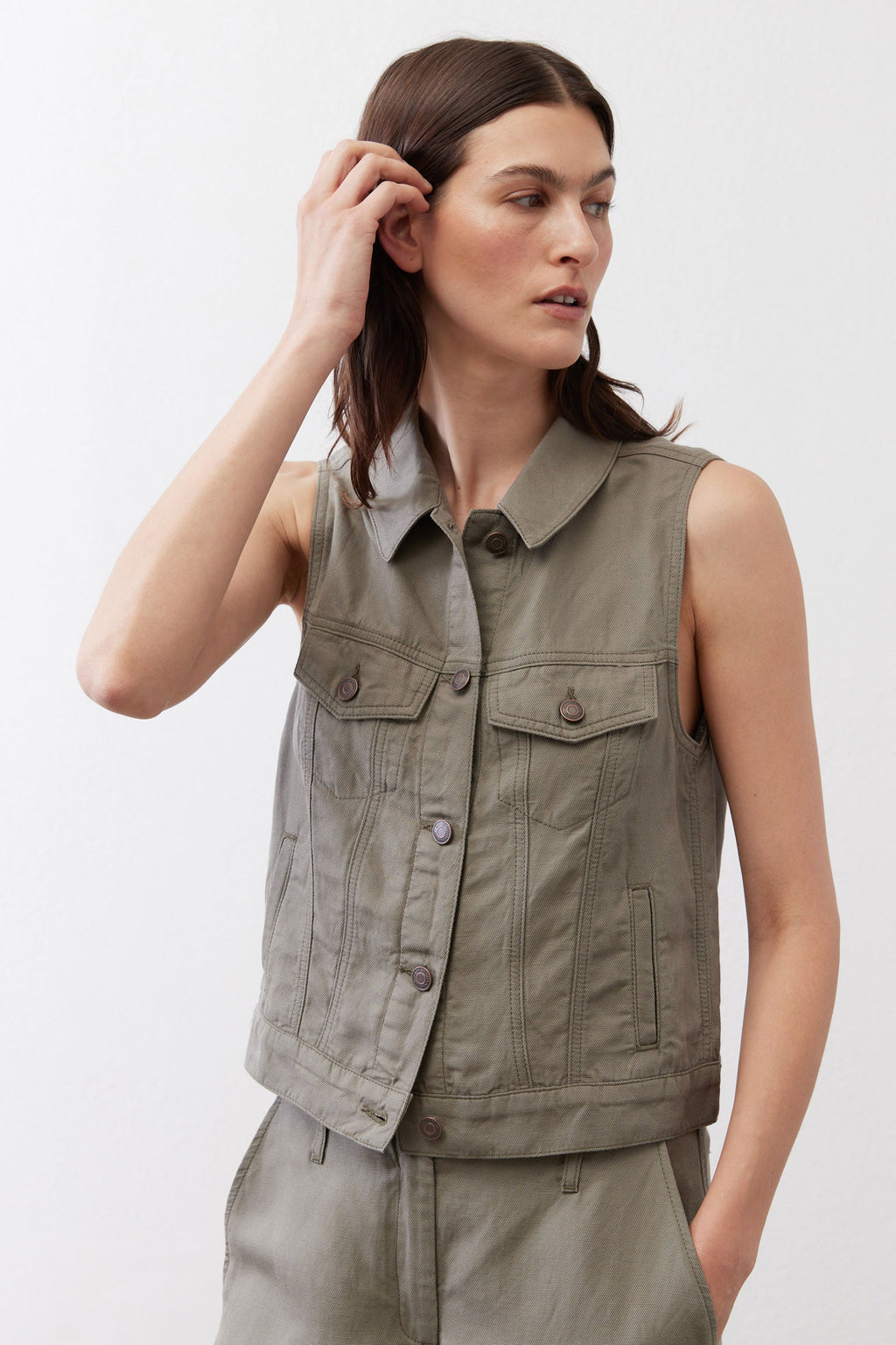 Cropped Utility Denim Vest in Mulled Basil