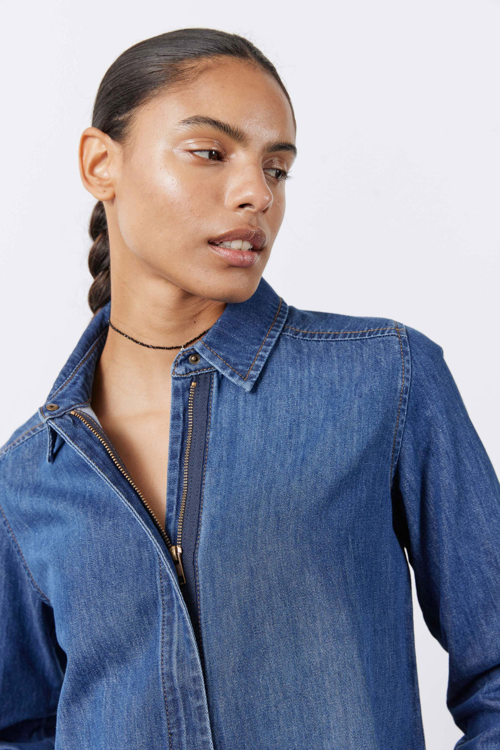 Handkerchief-Hem Zipper Denim Blouse in Medium Wash