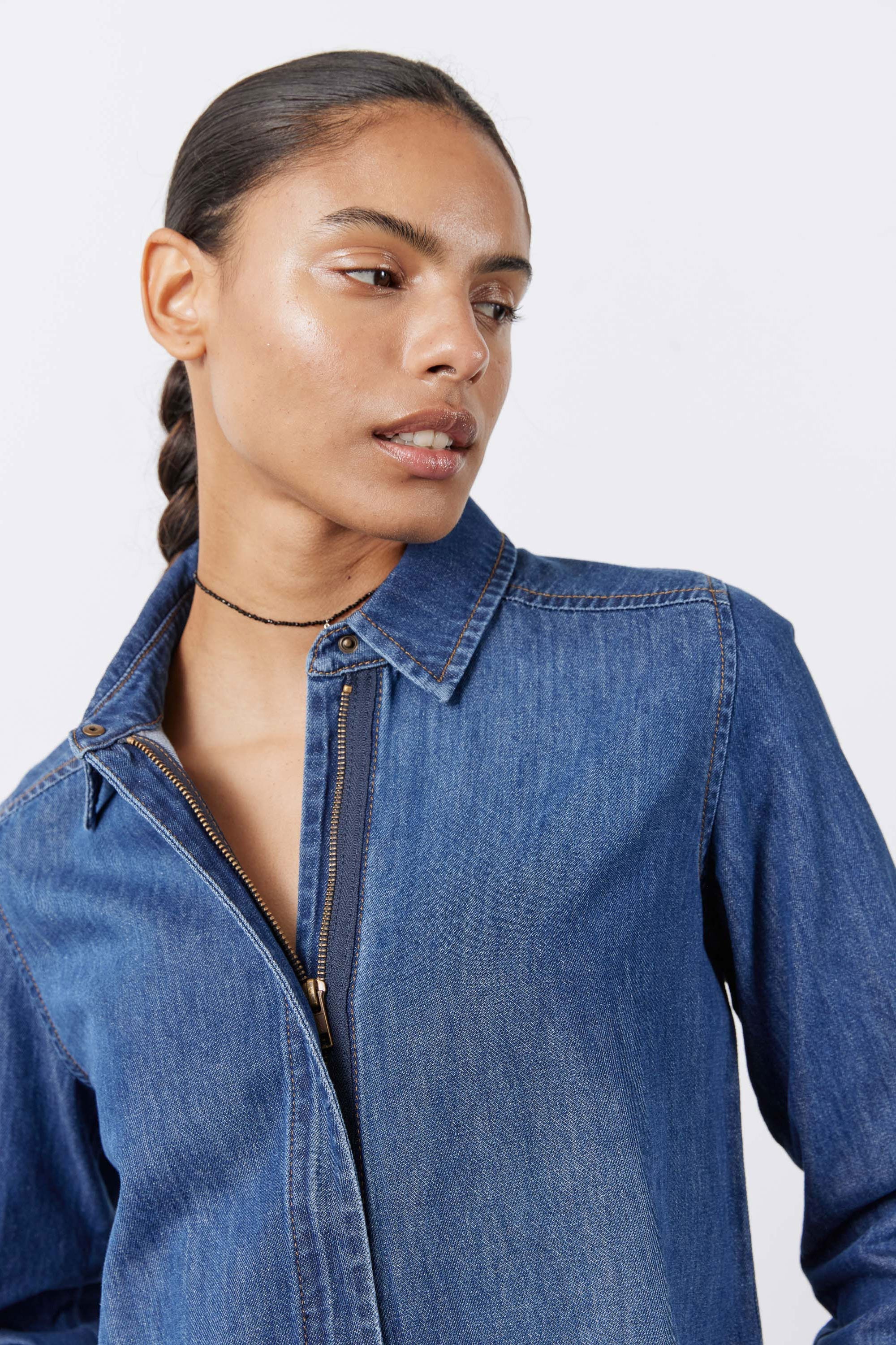 Handkerchief-Hem Zipper Denim Blouse in Medium Wash