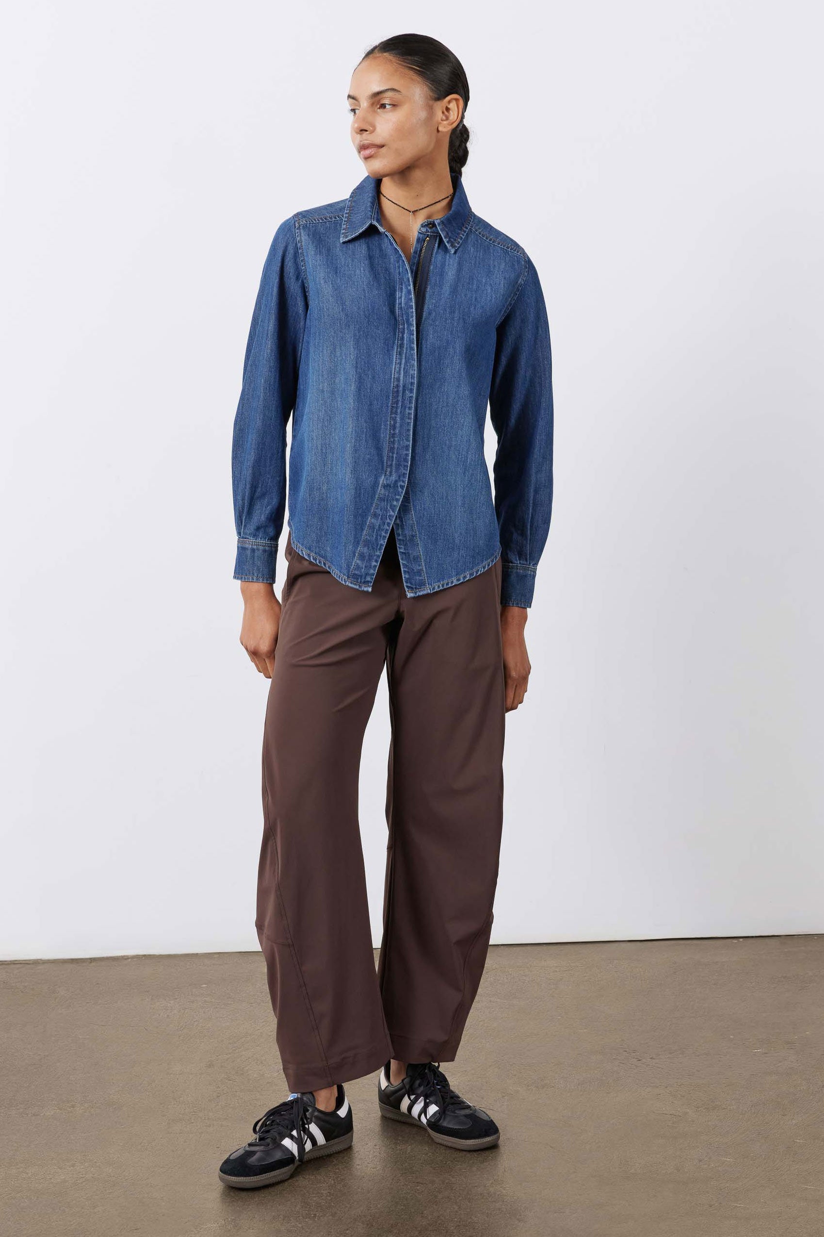 Handkerchief-Hem Zipper Denim Blouse in Medium Wash
