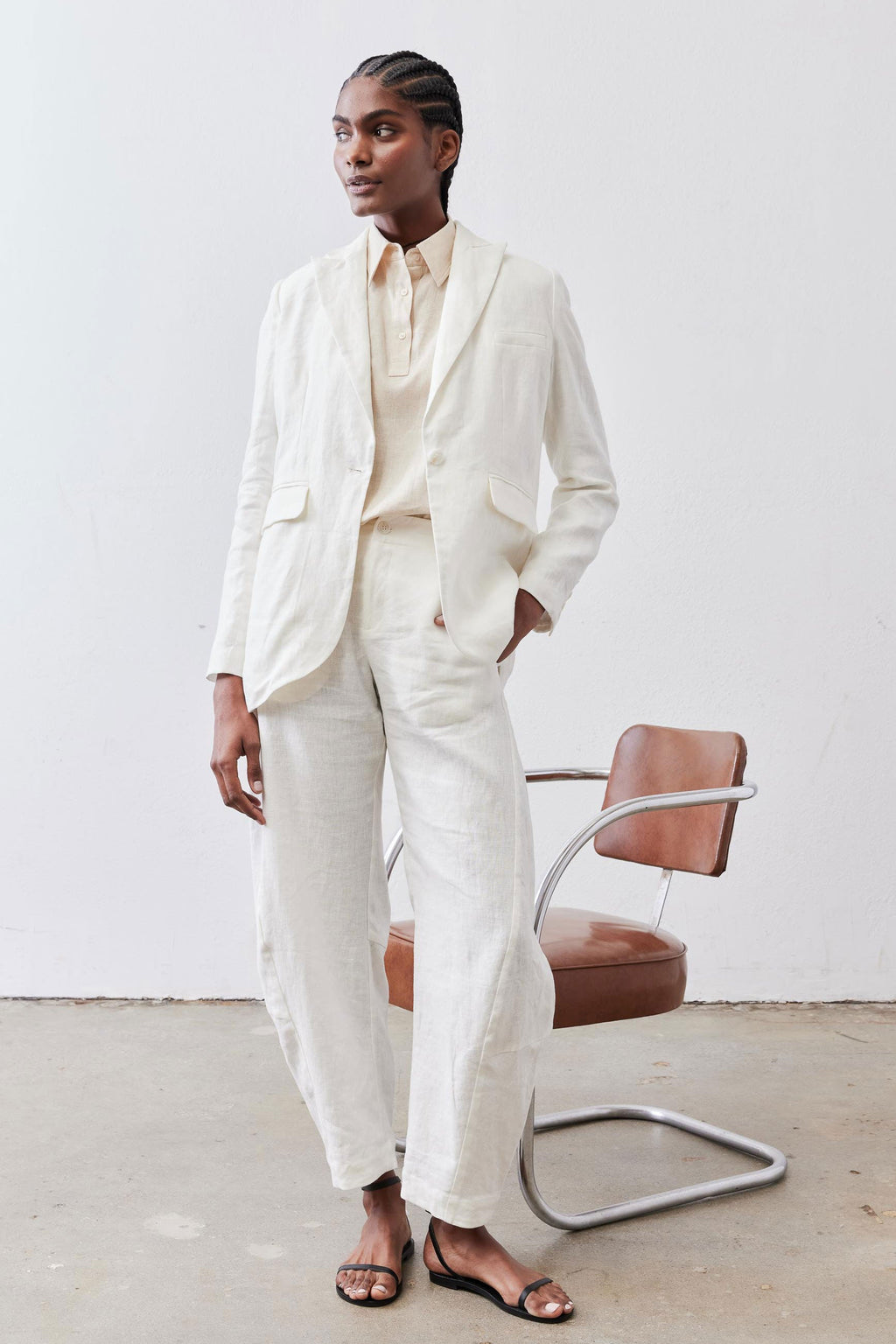 Classic Linen Blazer in Vintage White