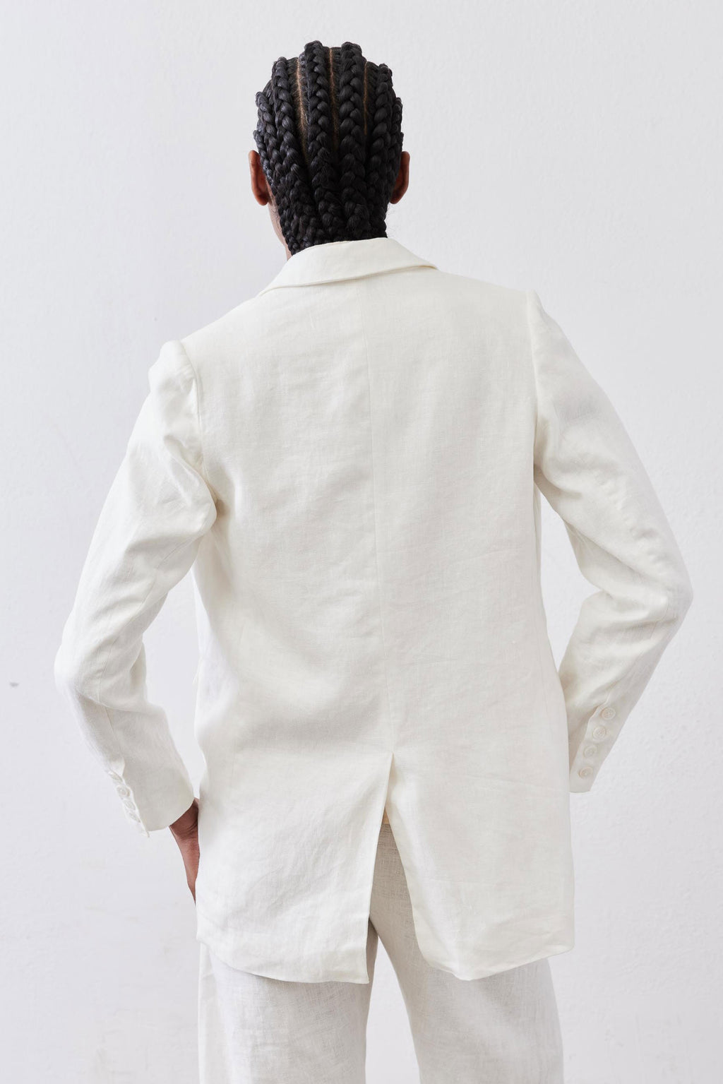 Classic Linen Blazer in Vintage White