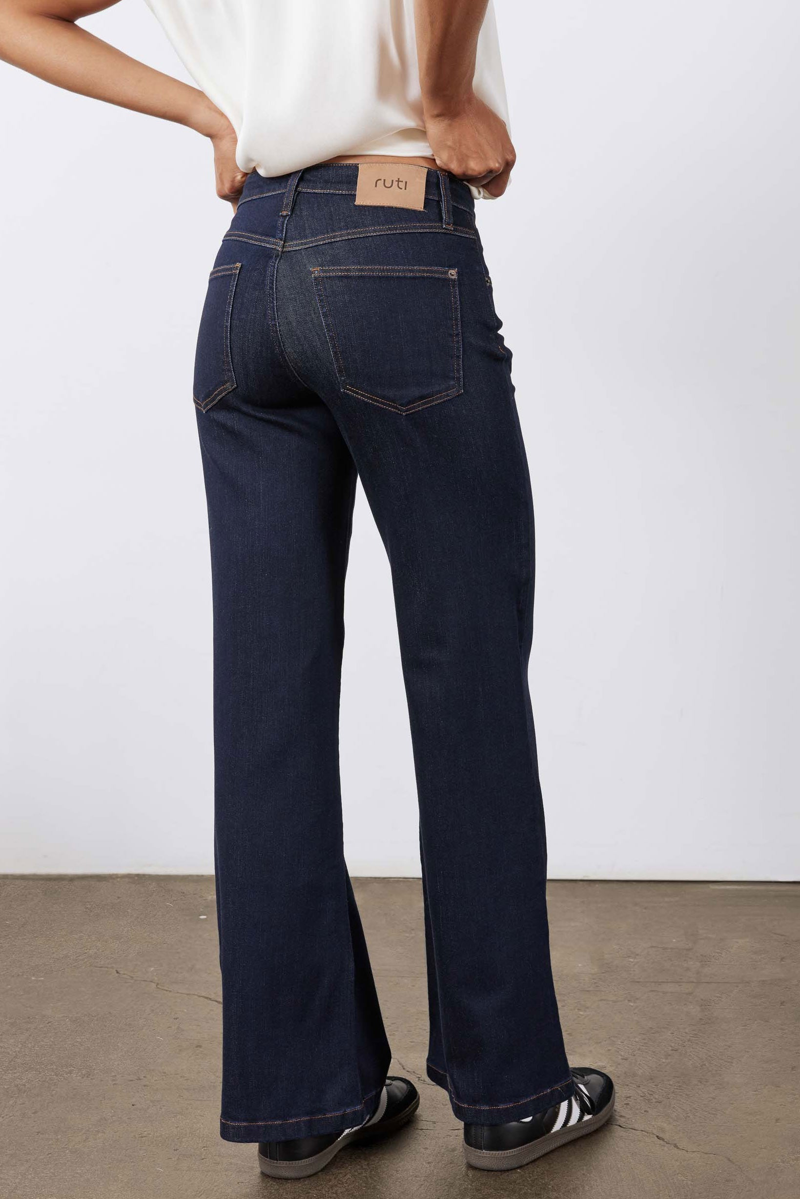 Wide-Leg Palazzo Denim Jeans in Dark Wash
