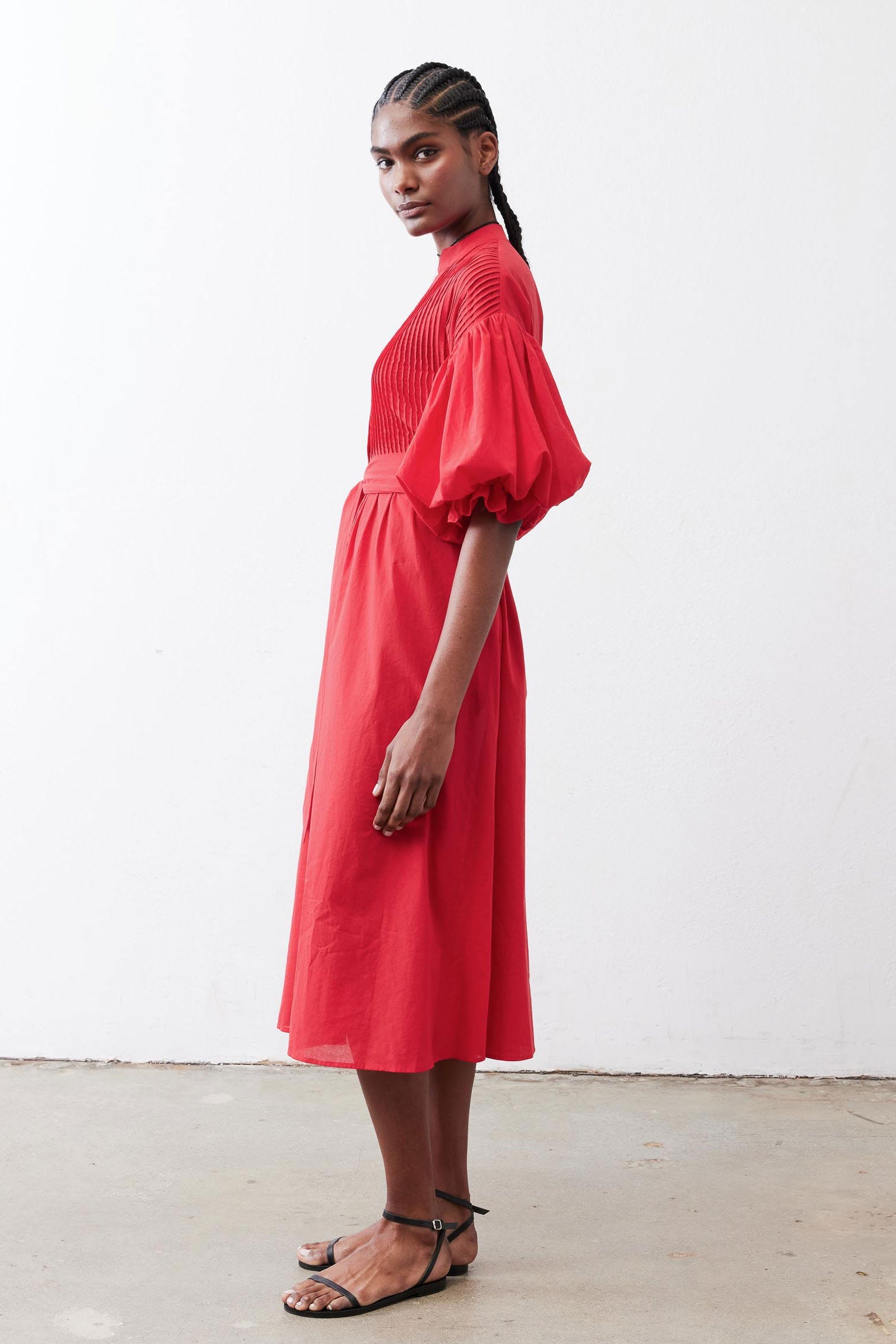 Pintuck Puff-Sleeve Midi Poplin Dress in Crimson