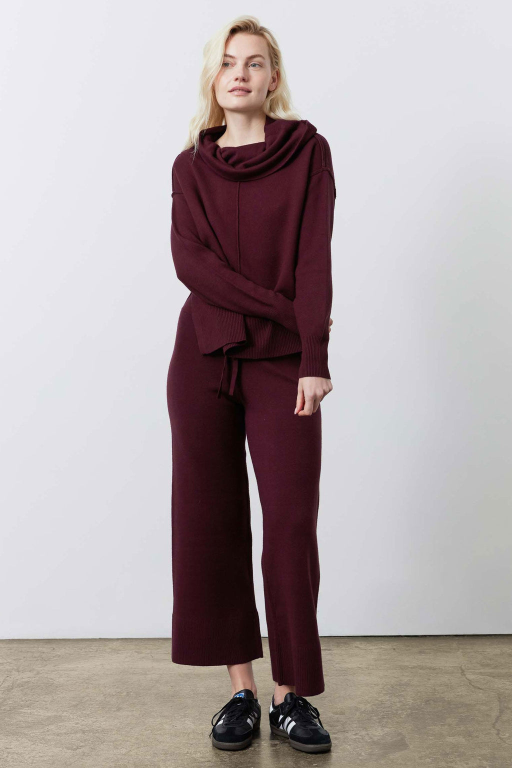 Relaxed Crewneck Knit Lounge Set in Burgundy