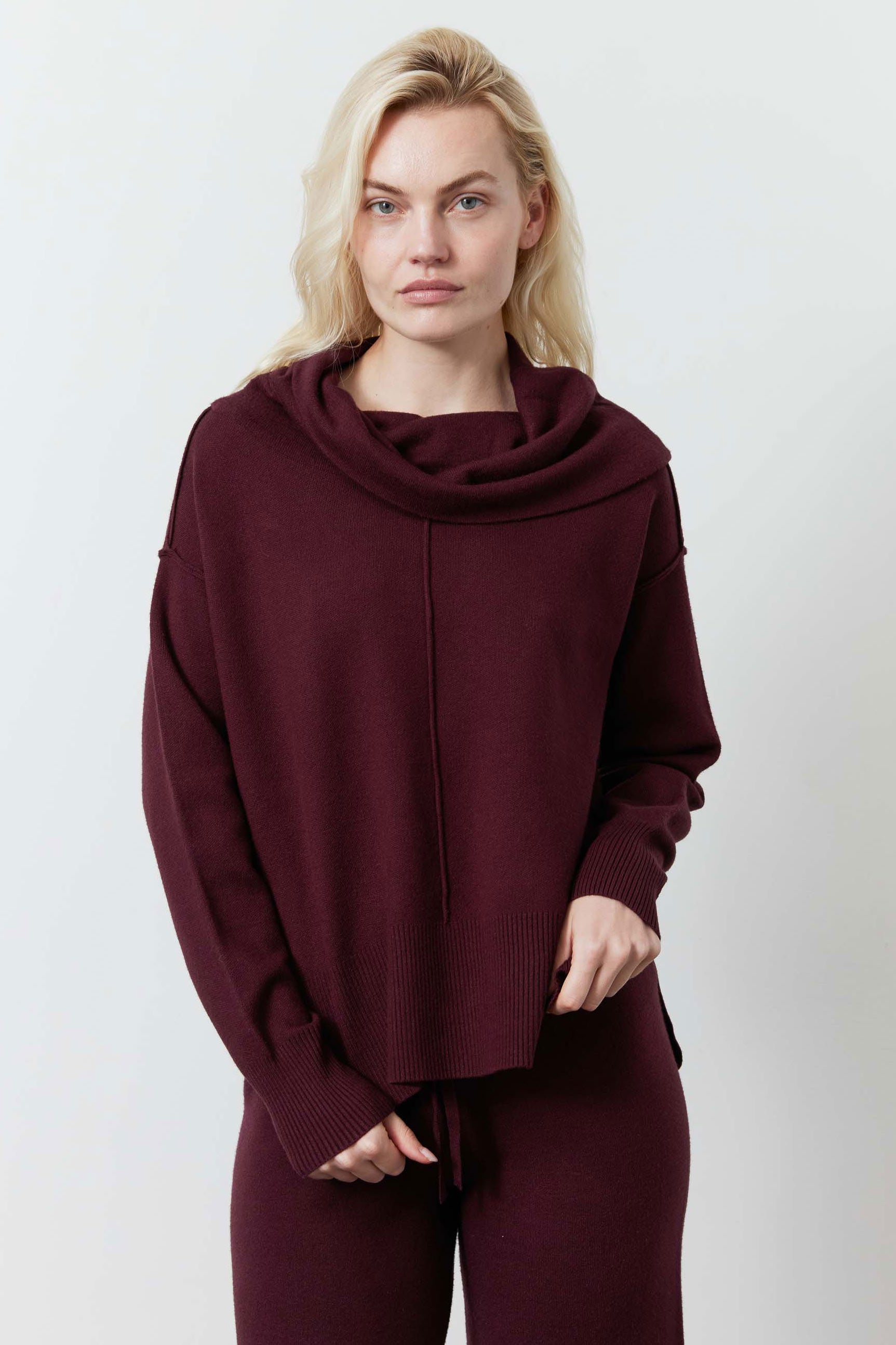 Relaxed Crewneck Knit Lounge Set in Burgundy