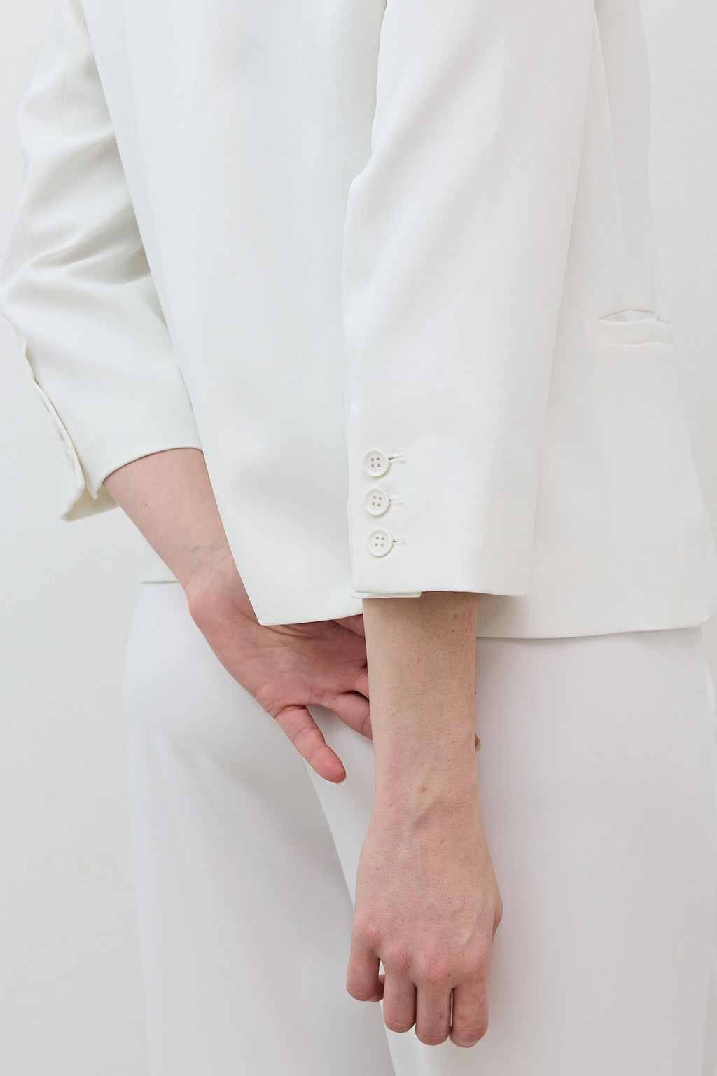 Shrunken Tailored Blazer in White