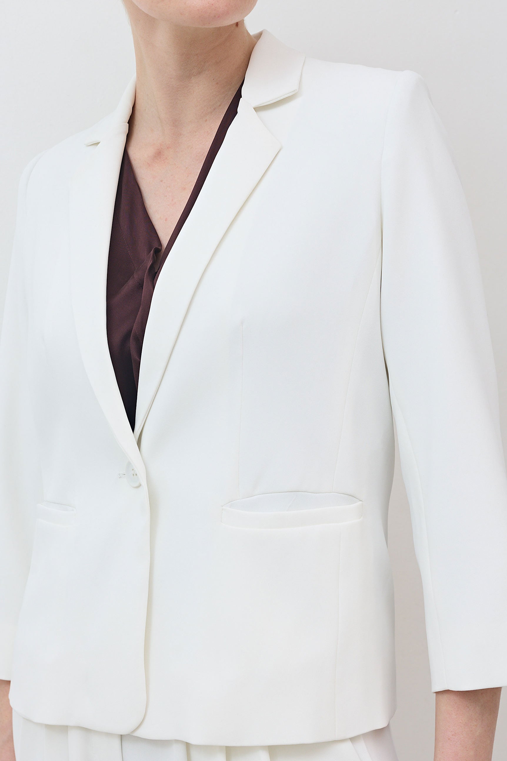 Shrunken Tailored Blazer in White