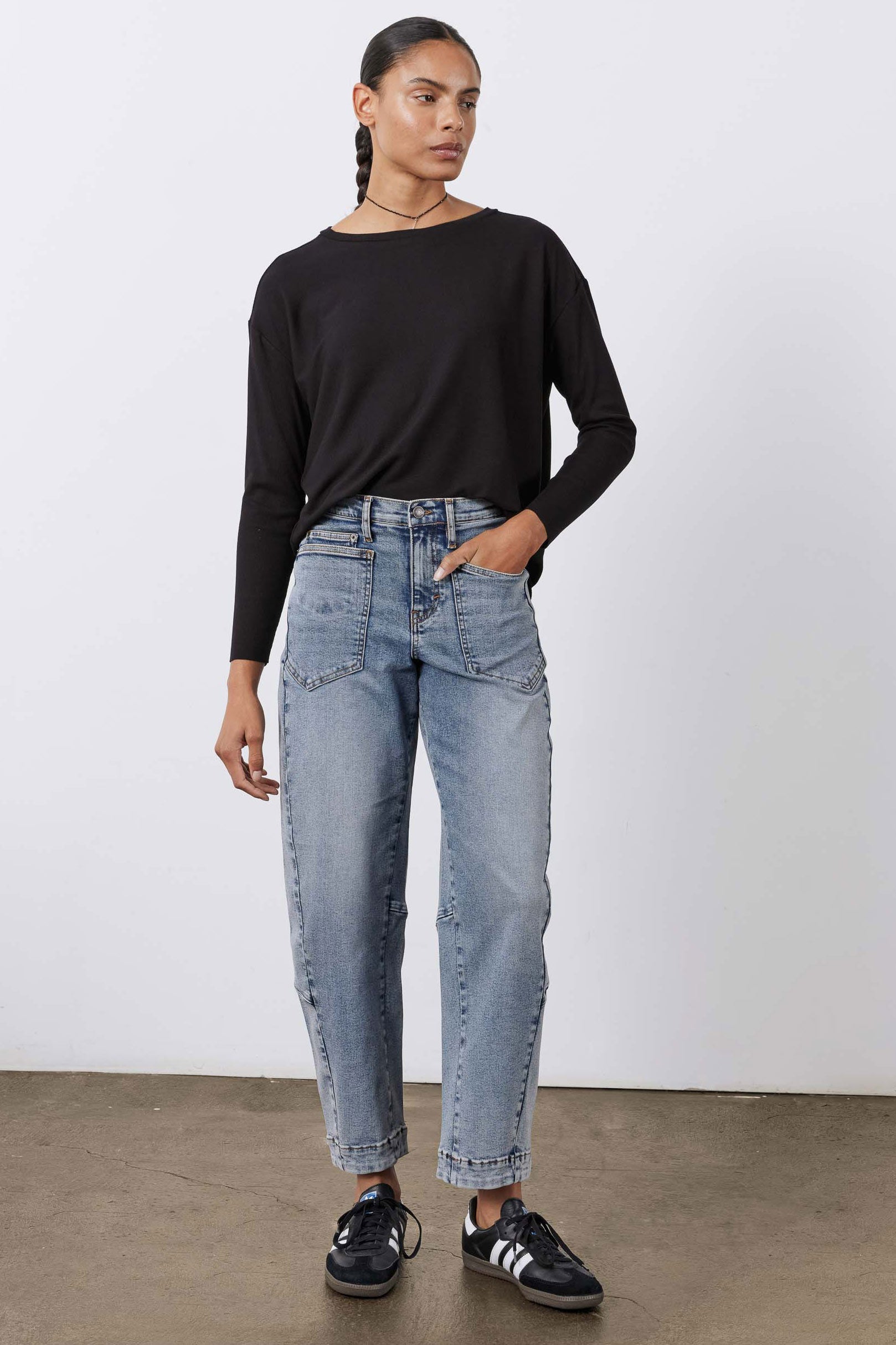 Petite Tapered-Leg Relaxed Denim Jeans