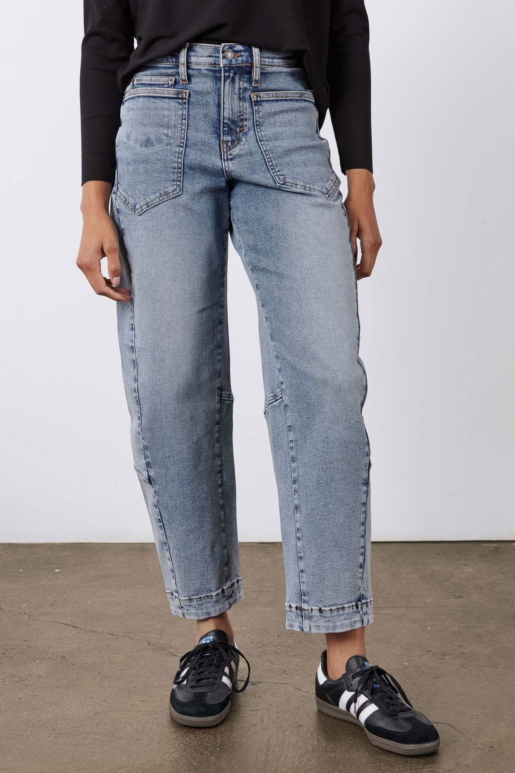 Petite Tapered-Leg Relaxed Denim Jeans