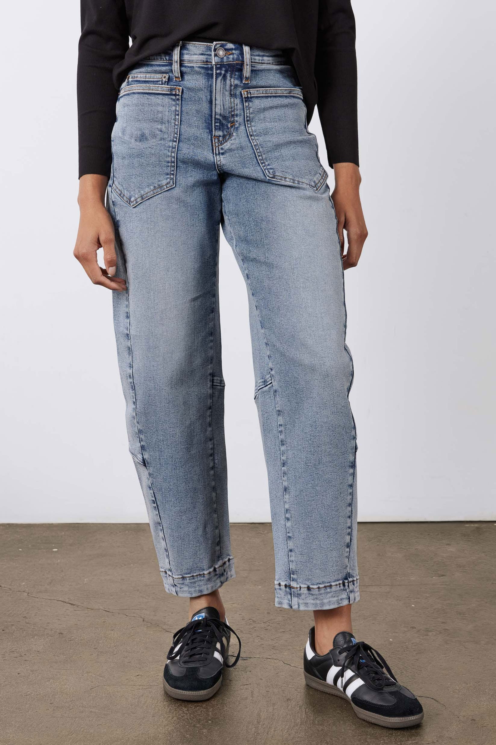 Petite Tapered-Leg Relaxed Denim Jeans