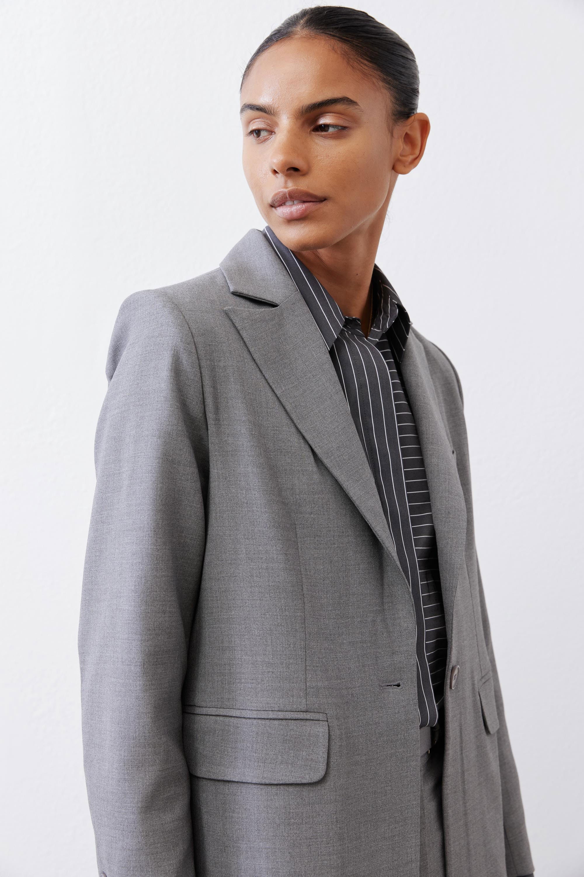 Squared-Off Structured Blazer in Pebble Melange