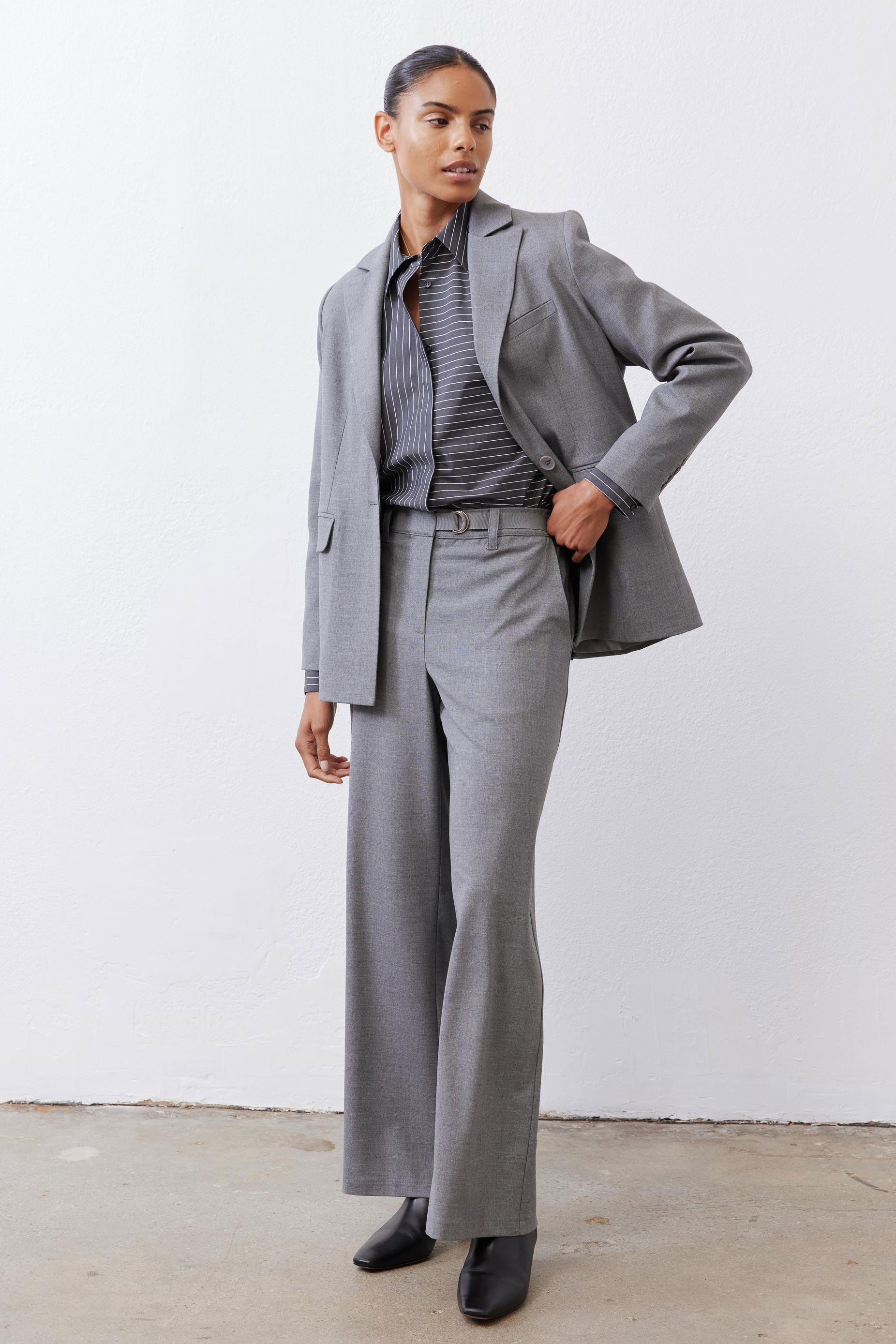 Squared-Off Structured Blazer in Pebble Melange